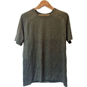 Lululemon Men's Short Sleeve Dark Green Active Workout Top Size L